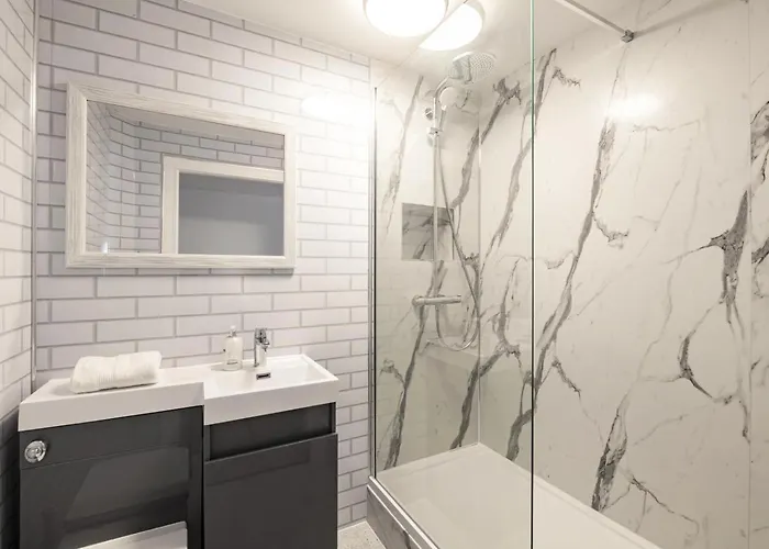 2 Bed In Oc-s005 Scarborough